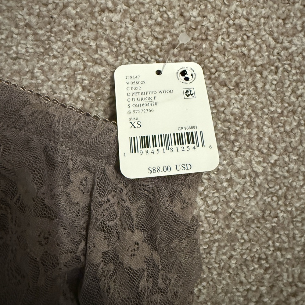Free People Intimately Line - French Courtship Half Slip in GRAY XS NWT - Picture 3 of 8